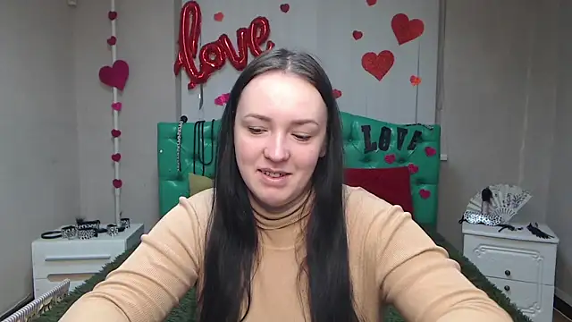 IsabelBlackberry online show from 02.24.25