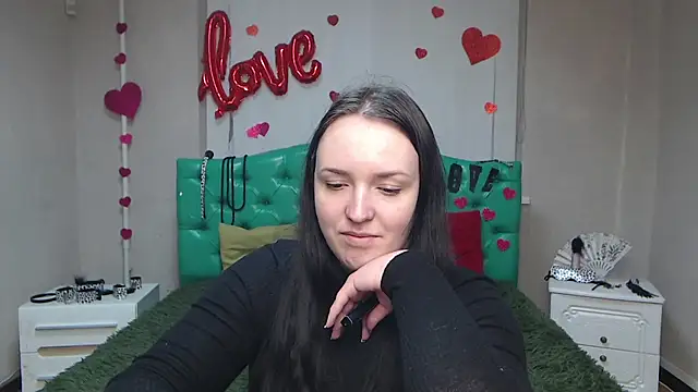 IsabelBlackberry online show from 02.27.25