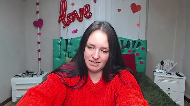 IsabelBlackberry online show from 02.28.25