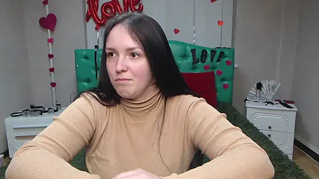 IsabelBlackberry online show from 03.13.25