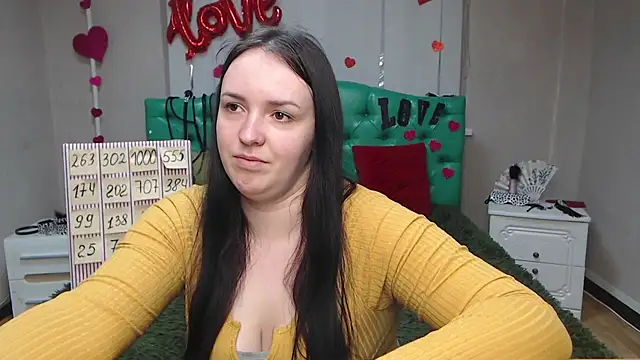 IsabelBlackberry online show from 03.14.25