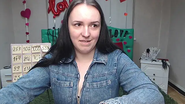 IsabelBlackberry online show from 03.16.25