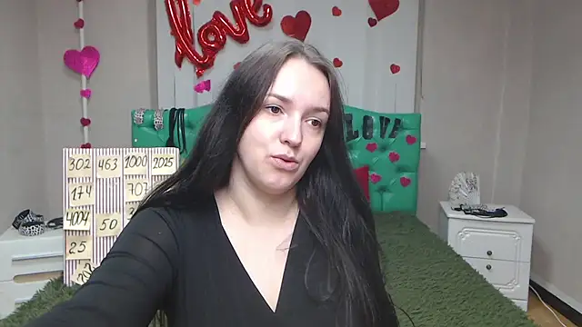 IsabelBlackberry online show from 10.03.25