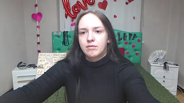 IsabelBlackberry online show from 10.13.25