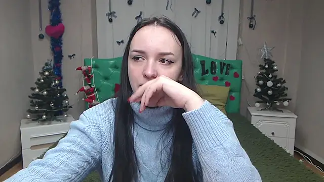 IsabelBlackberry online show from 12.22.25