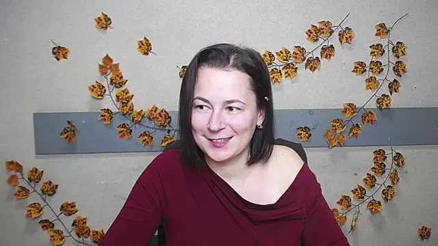 Snapshot of MarieSho chatting on 12.11.24 MarieSho online show from 12.11.24