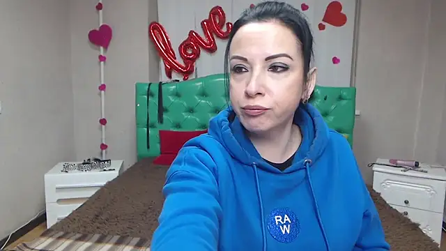 ElizabethSho online show from 02.11.26