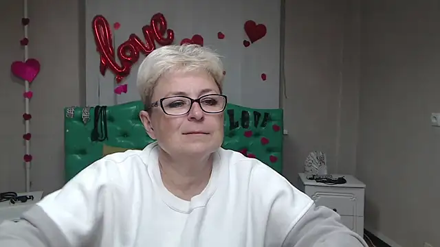 EmiliaGree online show from 10.03.25