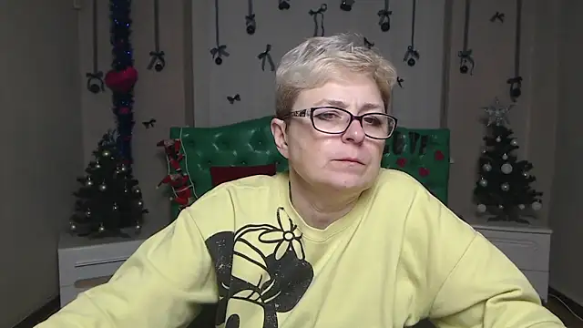 EmiliaGree online show from 12.15.25