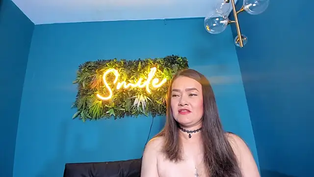 Snapshot of celestelewis chatting on 11.29.25 celestelewis online show from 11.29.25