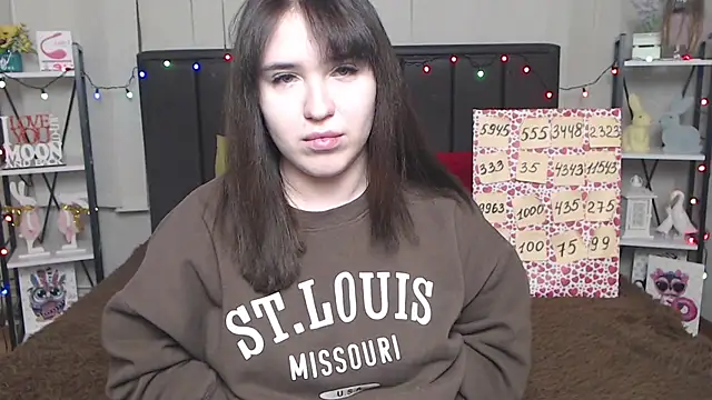 LauraHlot online show from 02.01.25