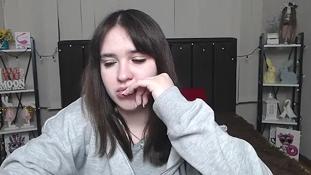 LauraHlot online show from 02.03.25