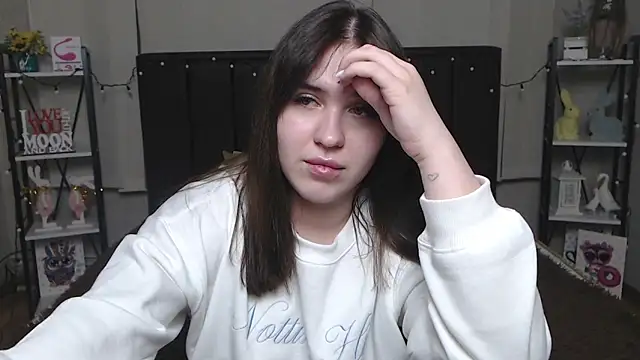 LauraHlot online show from 02.09.25