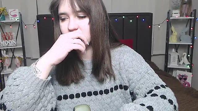 LauraHlot online show from 02.09.25