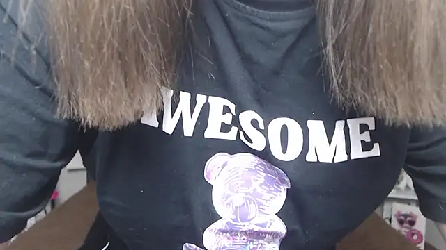 LauraHlot online show from 02.17.25