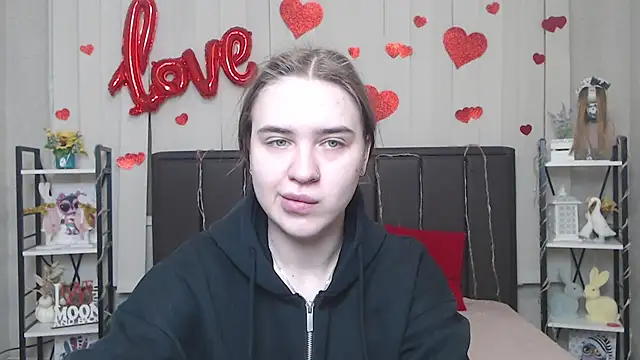 Snapshot of LauraHlot chatting on 02.12.26 LauraHlot online show from 02.12.26