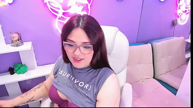 Camiila Osorio online show from 09.12.25