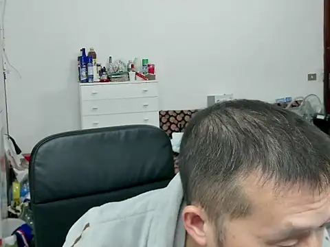 zwc147369 online show from 12.14.25