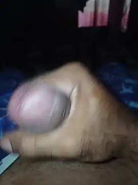 Snapshot of taylorWiiz chatting on 02.14.26 taylorWiiz online show from 02.14.26