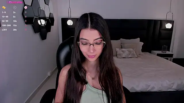 Snapshot of ValeriaVelvet chatting on 01.20.25 ValeriaVelvet online show from 01.20.25