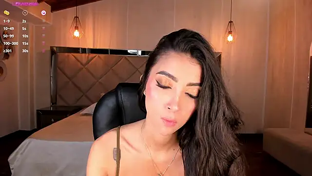Snapshot of ValeriaVelvet chatting on 03.01.25 ValeriaVelvet online show from 03.01.25
