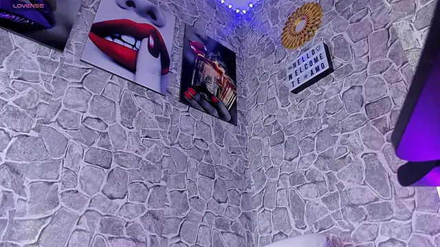 Karla-Ebony online show from 04.11.26