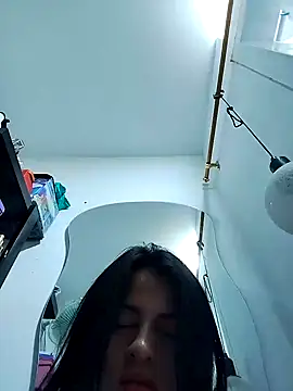 Linda Lars online show from 01.19.25