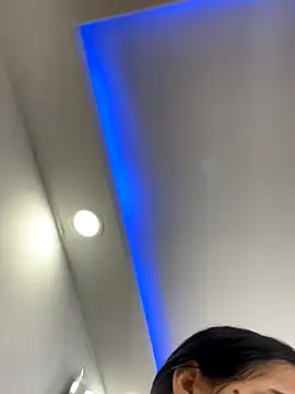 Snapshot of ariel_jonees chatting on 11.12.25 ariel jonees online show from 11.12.25