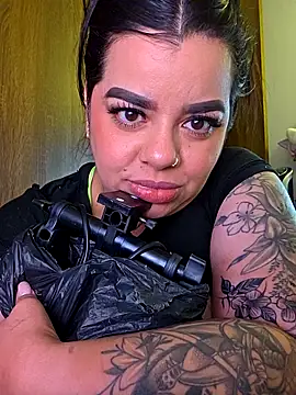 Snapshot of MiahJoness chatting on 02.10.26 MiahJoness online show from 02.10.26