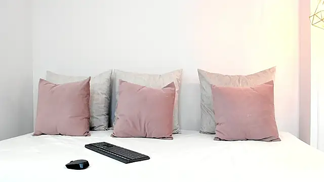 anny tayloor online show from 01.15.25