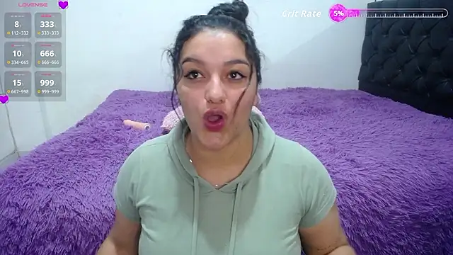 Snapshot of Laurenkenner_ chatting on 02.06.26 Laurenkenner online show from 02.06.26