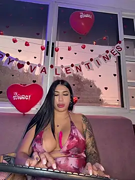 kiim taaylor online show from 02.15.26