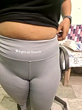 N-Natasha online show from 09.09.25