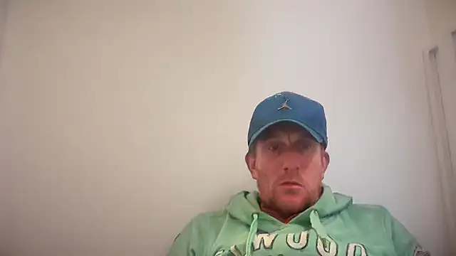 Snapshot of nakud4u chatting on 12.22.24 nakud4u online show from 12.22.24