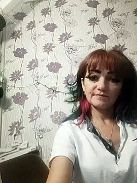 Snapshot of SweetLeila40 chatting on 12.25.24 SweetLeila40 online show from 12.25.24