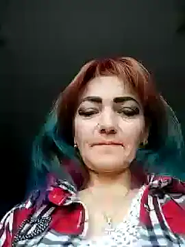 Snapshot of SweetLeila40 chatting on 01.02.25 SweetLeila40 online show from 01.02.25