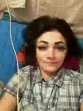 Snapshot of SweetLeila40 chatting on 01.13.25 SweetLeila40 online show from 01.13.25