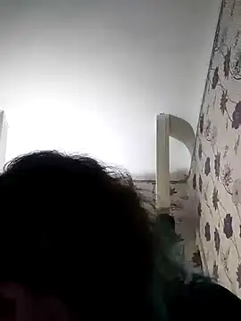 Snapshot of SweetLeila40 chatting on 02.06.25 SweetLeila40 online show from 02.06.25