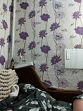 Snapshot of SweetLeila40 chatting on 03.16.25 SweetLeila40 online show from 03.16.25