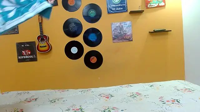 evaleribigtits18 online show from 09.19.25