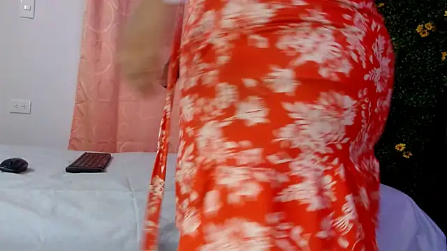 evaleribigtits18 online show from 12.14.25