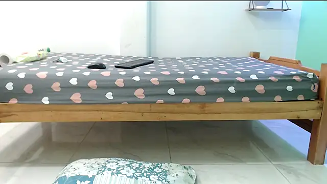 evaleribigtits18 online show from 03.10.26