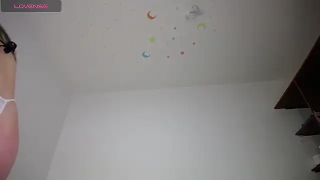 Laila Laly online show from 12.31.24