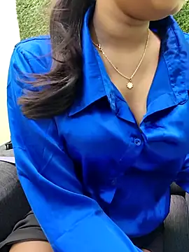 yhona darling online show from 04.03.26