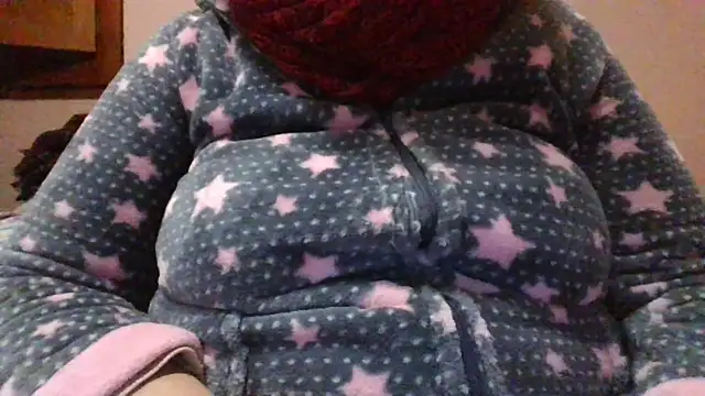 Snapshot of maria38xxx chatting on 12.30.24 maria38xxx online show from 12.30.24