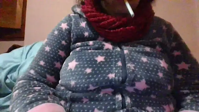 Snapshot of maria38xxx chatting on 12.31.24 maria38xxx online show from 12.31.24