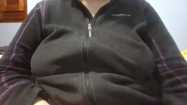 Snapshot of maria38xxx chatting on 01.24.25 maria38xxx online show from 01.24.25