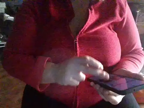 Snapshot of maria38xxx chatting on 10.28.25 maria38xxx online show from 10.28.25