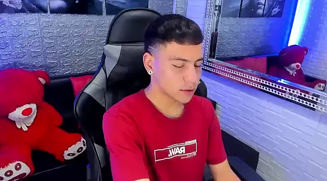 salvadorgomezx online show from 12.20.24