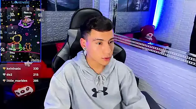 salvadorgomezx online show from 12.26.24